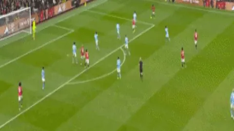 滕哈赫展望曼联足总杯夺冠辉煌